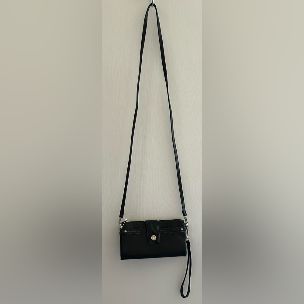 Relic Black Leather Wristlet/Crossbody with Silver Accents
